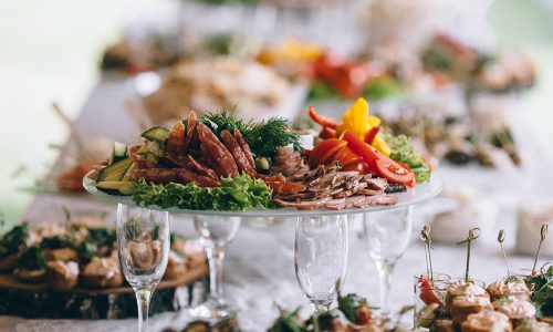 وصفات طعام مختبرة ولذيذة للغداء أخبر